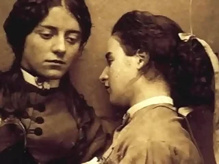 Pornostalgia, Output Lesbians